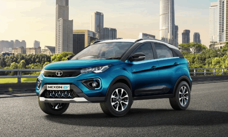 Mahindra XUV 3XO EV Spotted Testing in India Mahindra XUV 3XO EV Spotted Testing in India